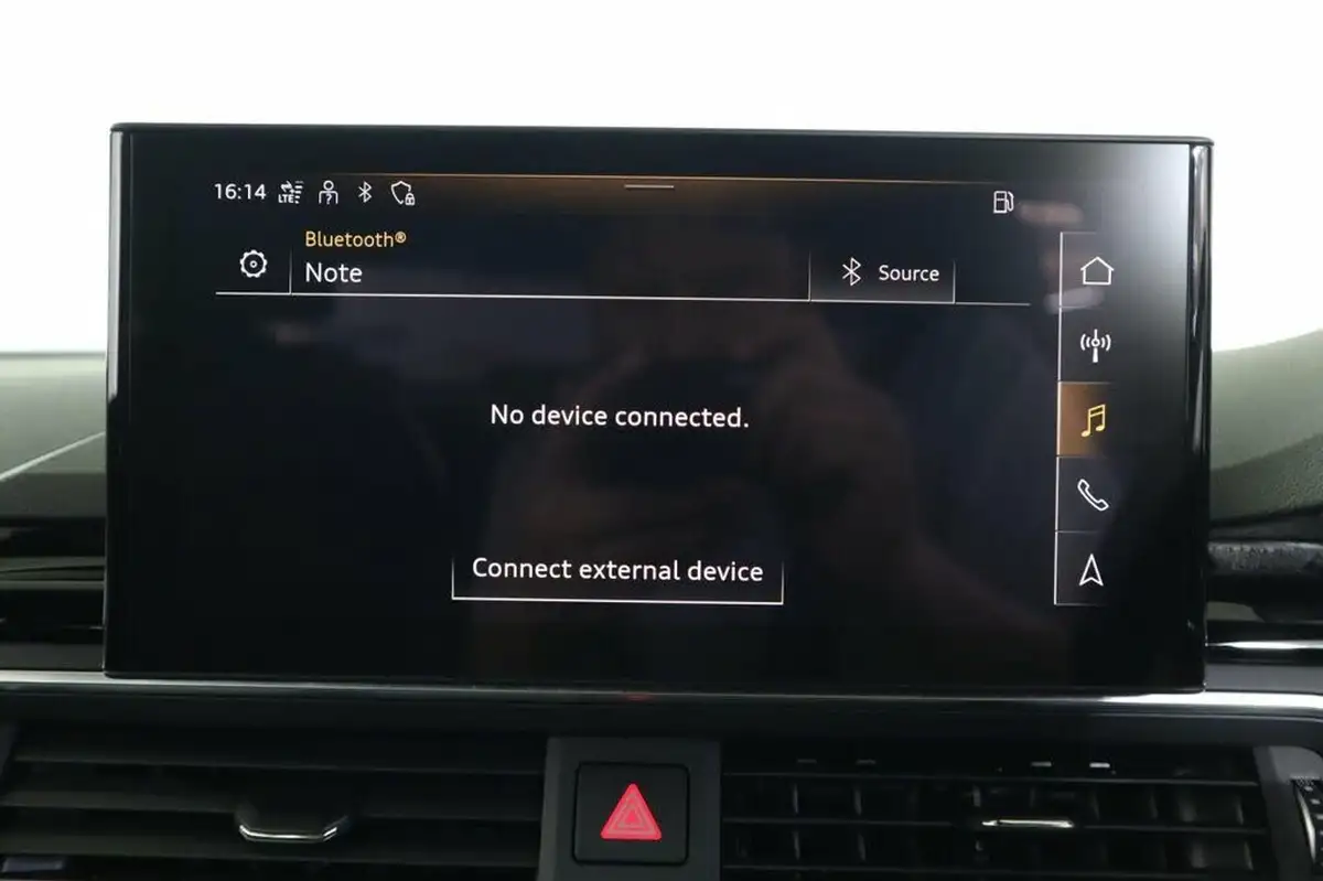 2021-audi-a4-20-35-tdi-s-line-big-39