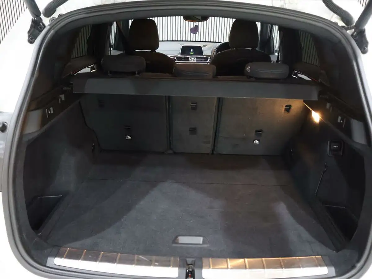 2018-bmw-x1-20-xdrive20i-m-sport-big-15
