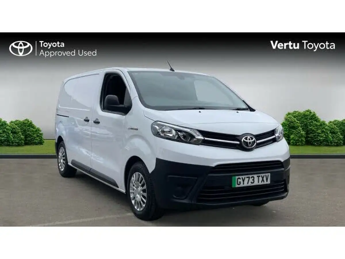 2023-toyota-proace-city-e-icon-l2-big-0