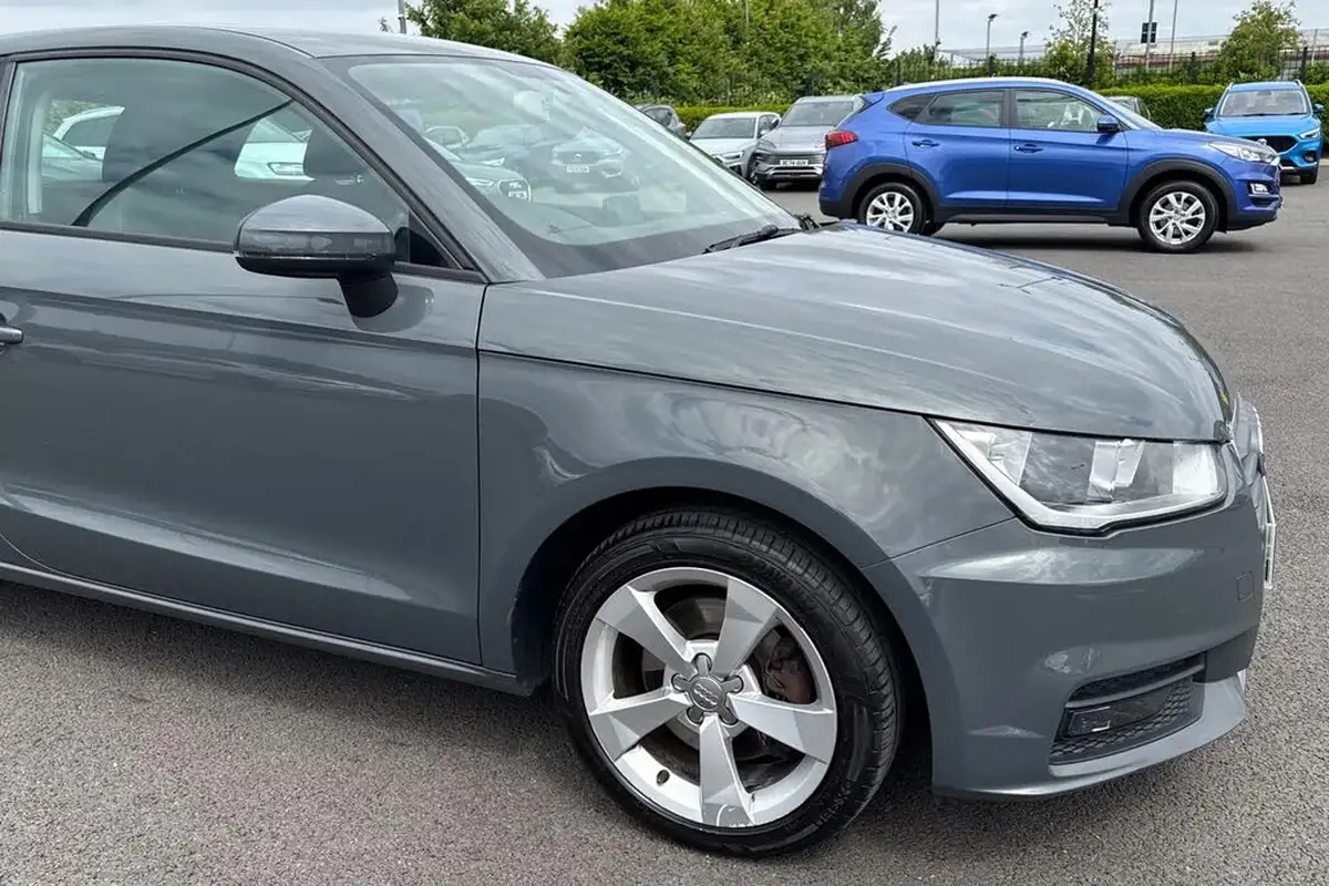 2015-audi-a1-14-sport-125ps-ss-hatchback-3d-1395cc-big-36