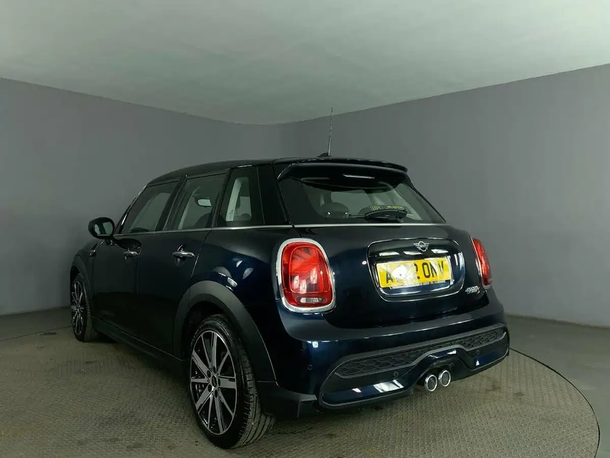 2022-mini-cooper-20-cooper-s-classic-premium-hatchback-5d-auto-big-5