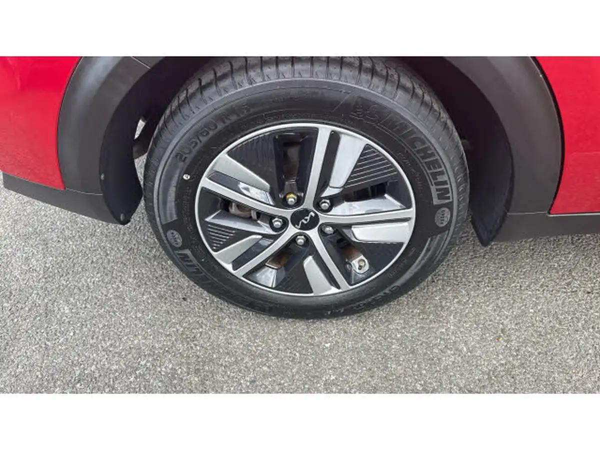 2022-kia-niro-16-gdi-2-139bhp-156kwh-big-27