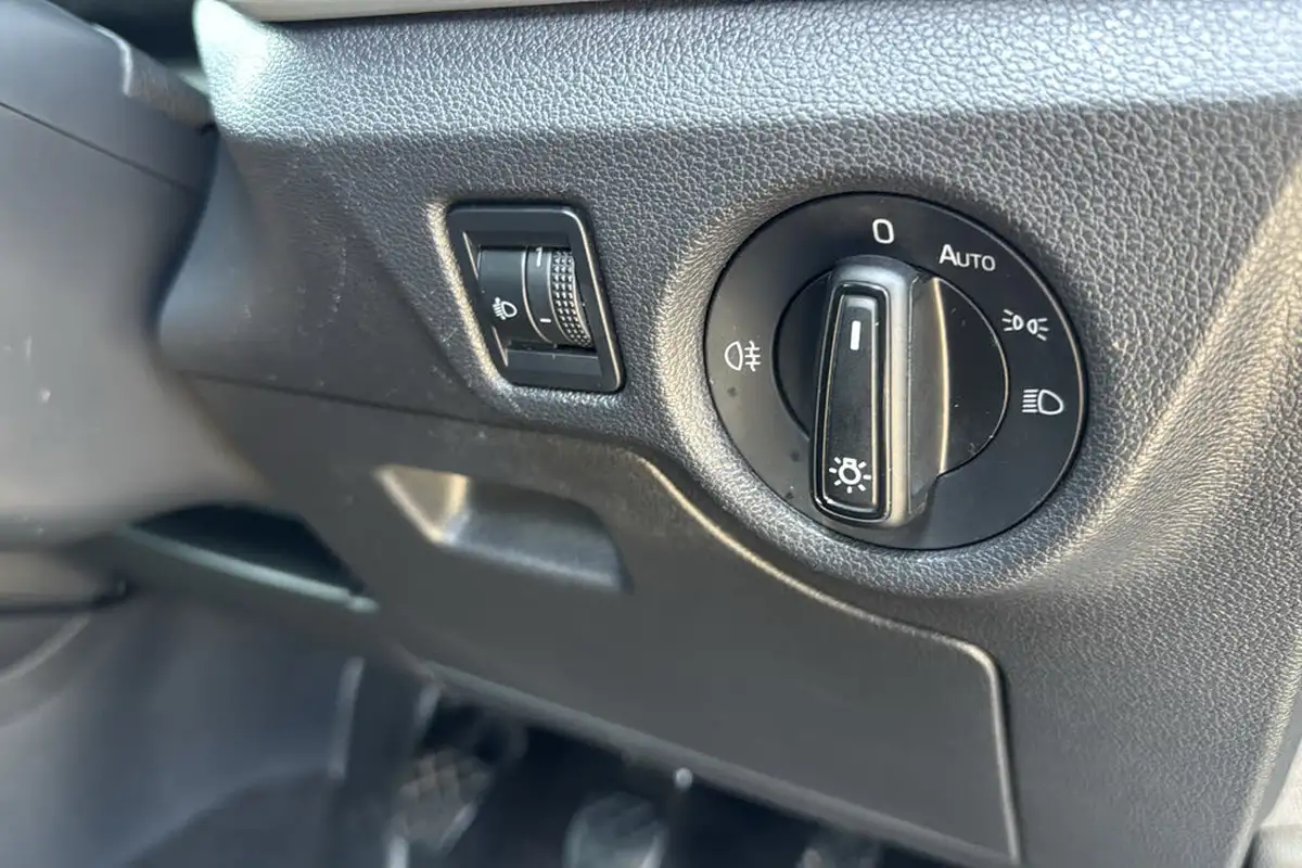 2023-skoda-kamiq-10-tsi-se-drive-95ps-big-35