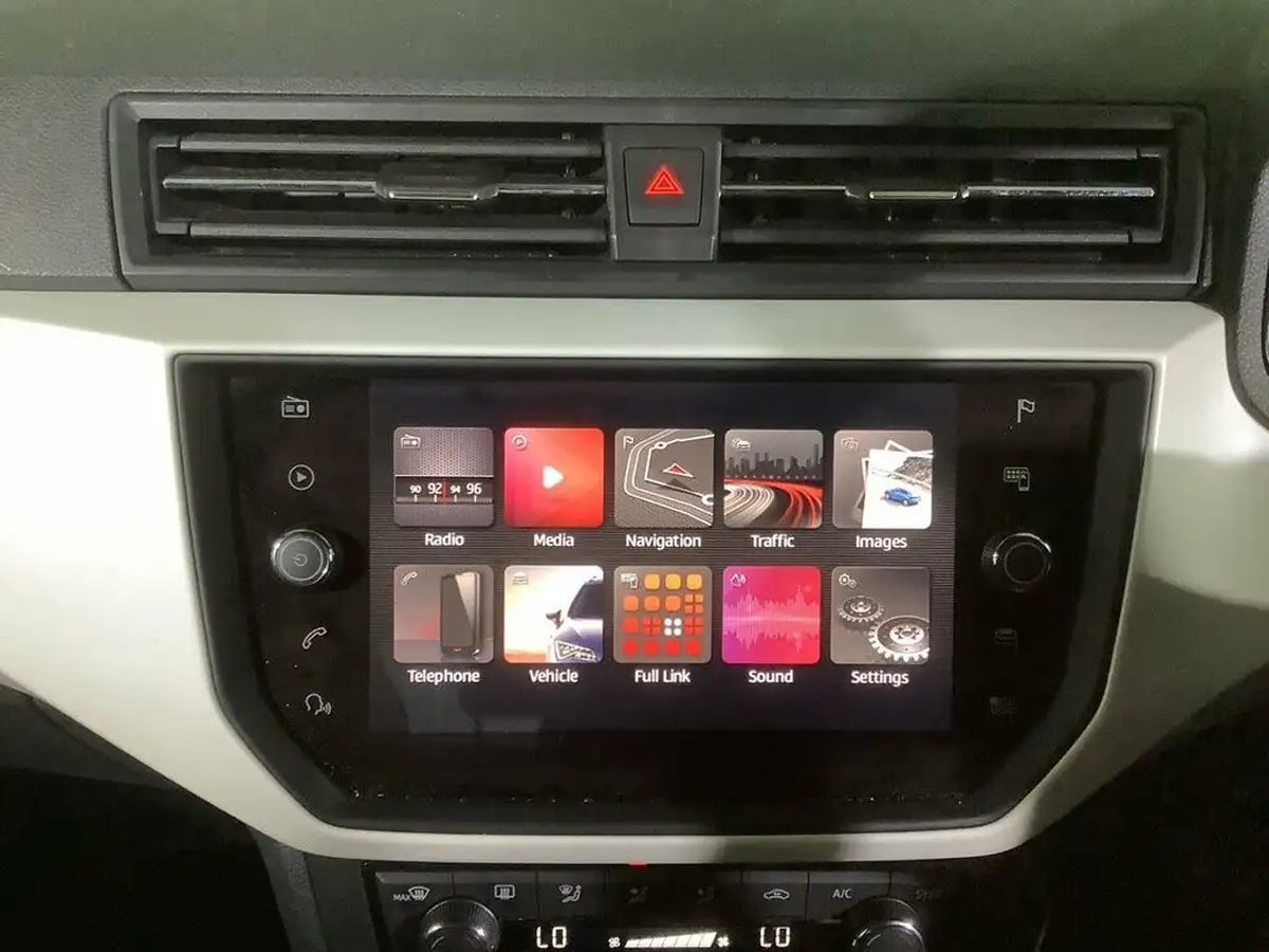2018-seat-arona-10-tsi-xcellence-dsg-big-22