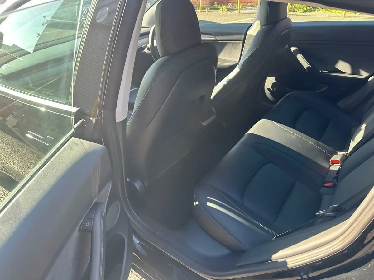 2021-tesla-model-3-e-long-range-4x4-big-11