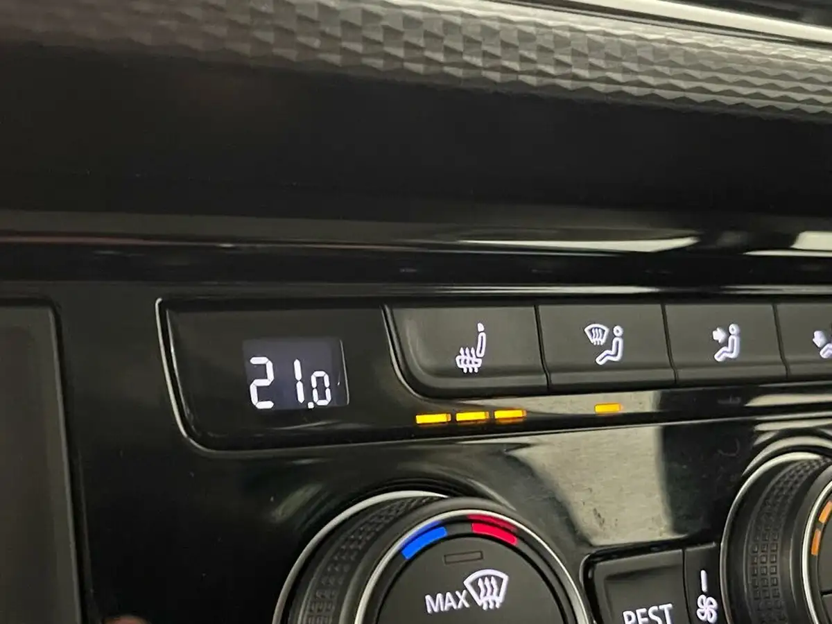 2021-volkswagen-caravelle-20tdi-executive-bmt-204pseu6d-big-21