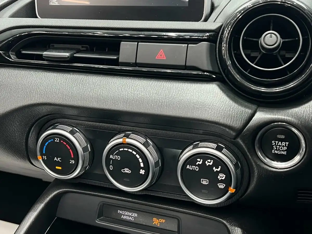 2015-mazda-mx-5-15-se-l-nav-big-38
