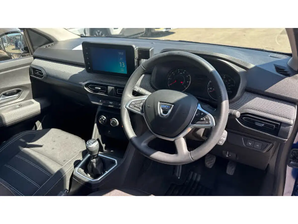 2021-dacia-sandero-10-tce-comfort-90bhp-big-10