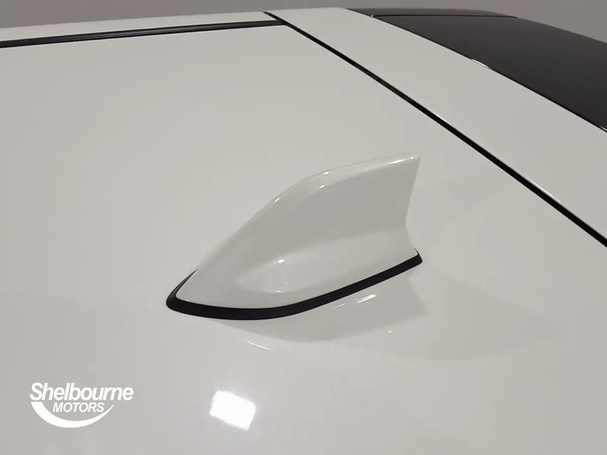 2023-nissan-leaf-e-tekna-39kwh-big-42