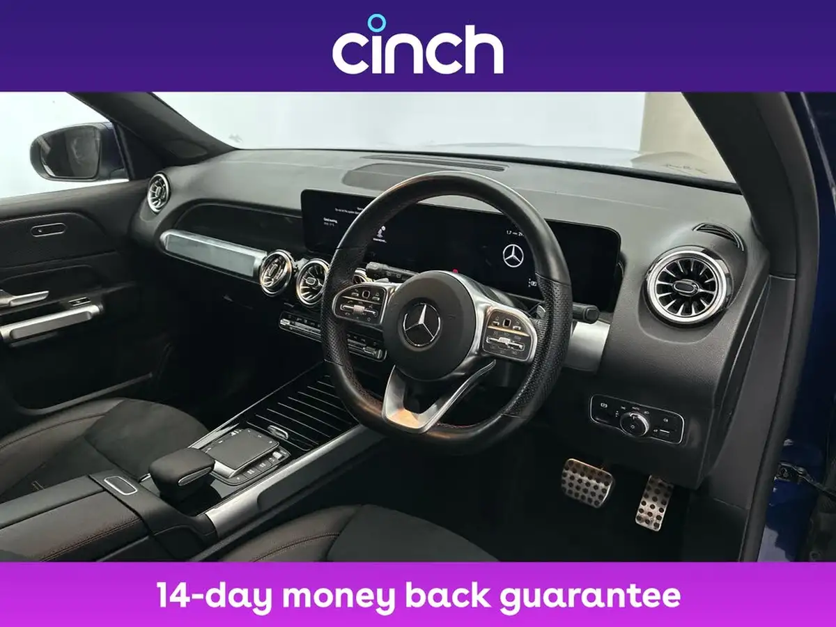 2022-mercedes-benz-glb-class-13-glb200-amg-line-premium-7g-tronic-big-11