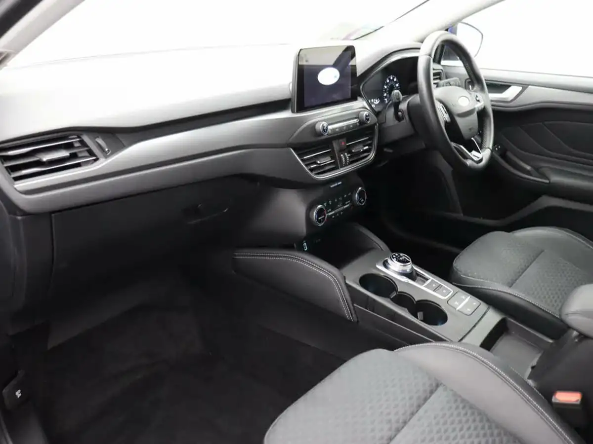 2020-ford-focus-10t-titanium-x-hatchback-auto-big-10