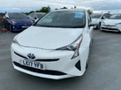 2017-toyota-prius-small-5