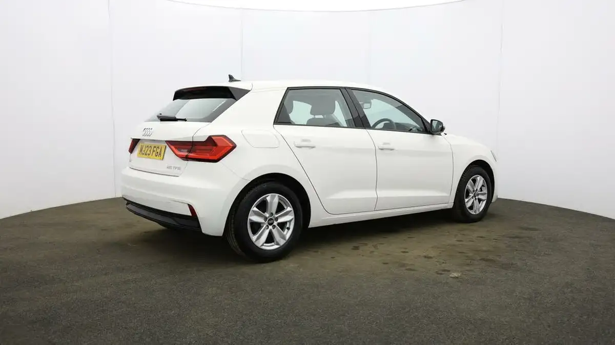 2023-audi-a1-10-25-tfsi-technik-big-49