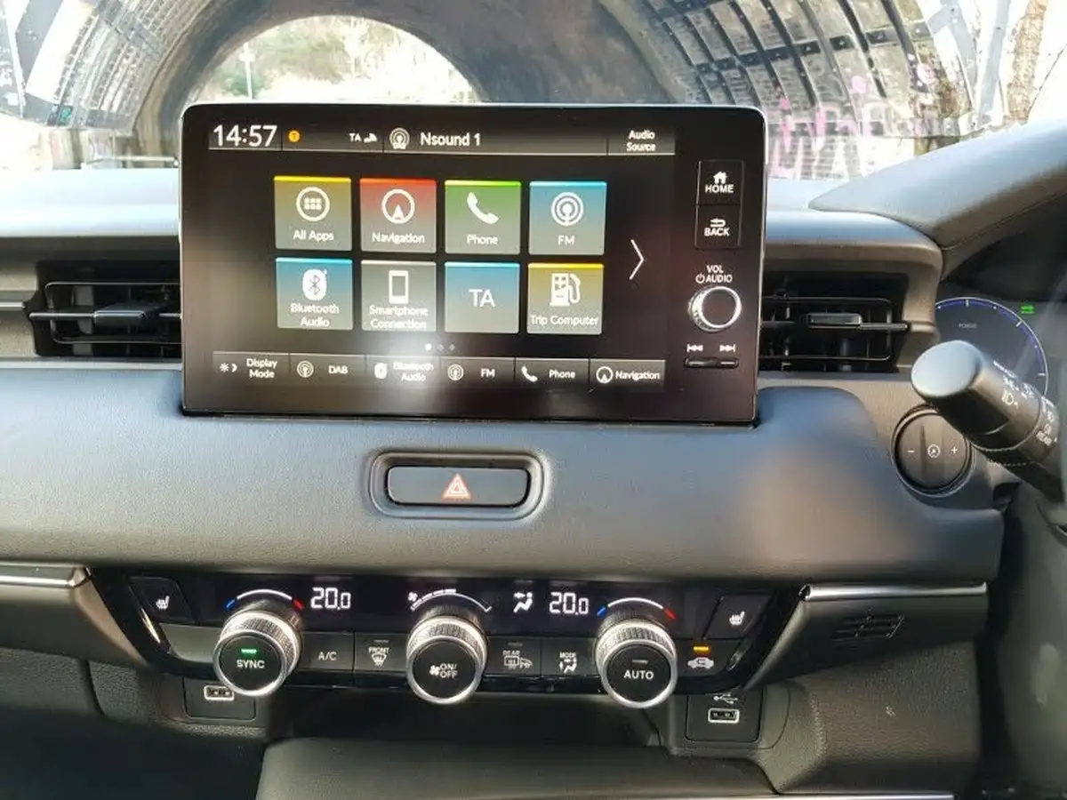 2023-honda-hr-v-15-i-mmd-advance-big-18