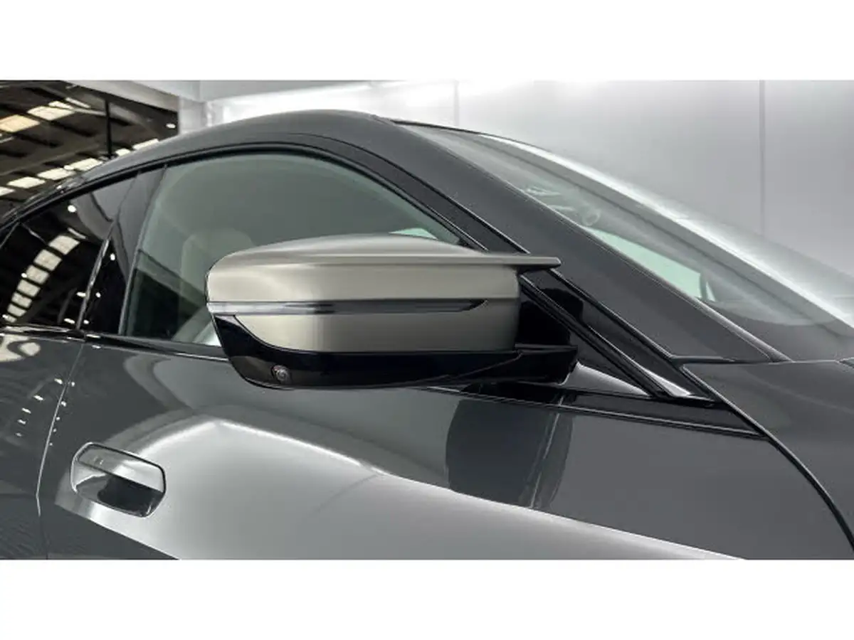 2022-bmw-i4-e-m50-big-23