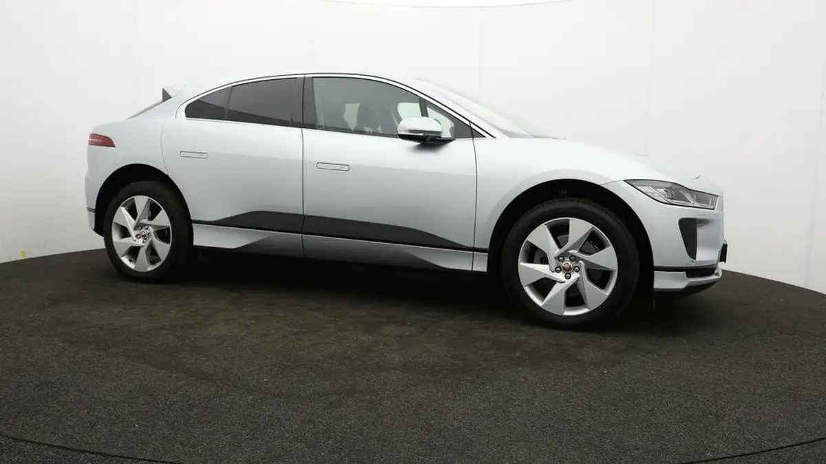 2021-jaguar-i-pace-ev400-se-big-36