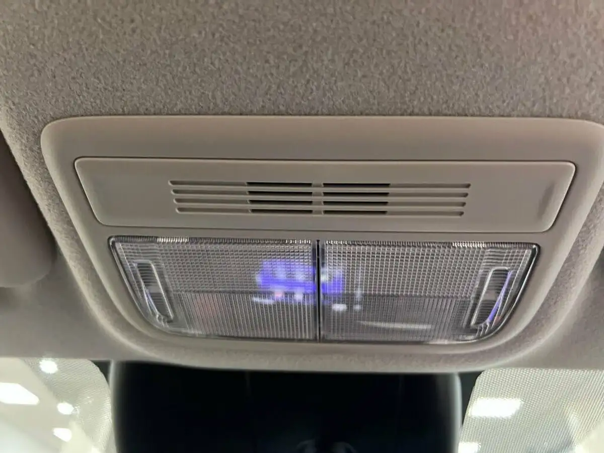 2019-honda-jazz-15-i-vtec-sport-navi-cvt-big-15