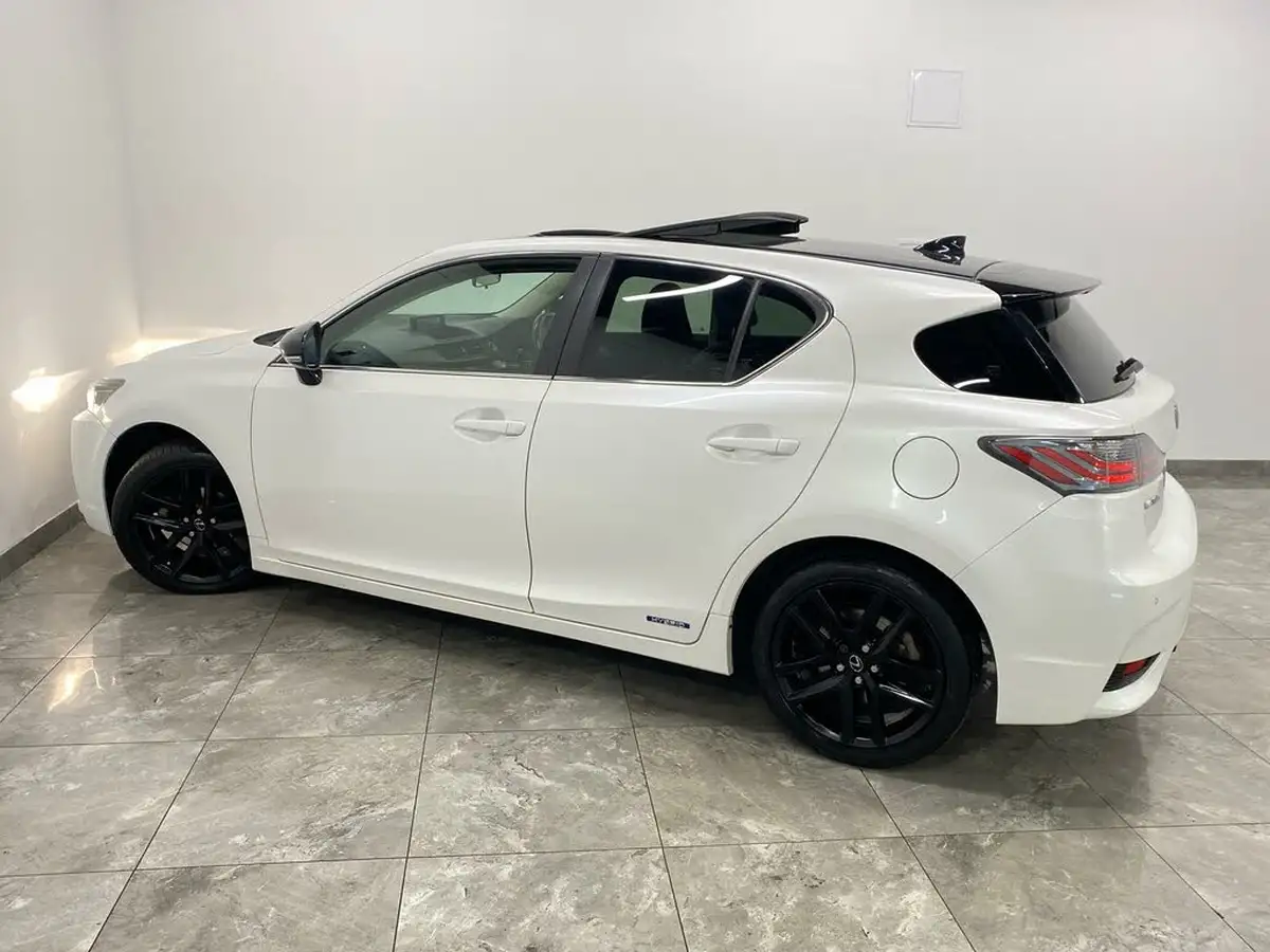 2016-lexus-ct-200h-18-sport-big-5