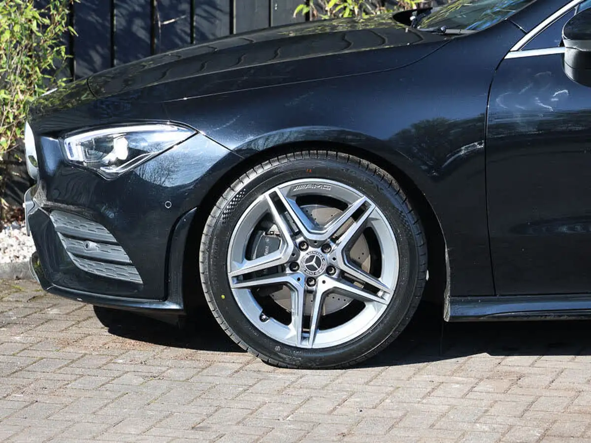 2021-mercedes-benz-cla-13-cla-200-amg-line-coupe-4d-big-19