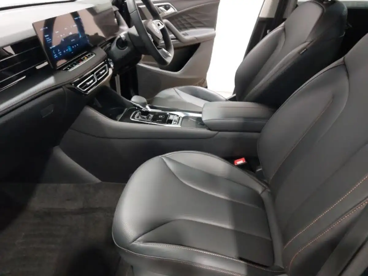 2024-mg-hs-15t-gdi-trophy-273ps-plug-in-hybrid-1496cc-auto-big-4