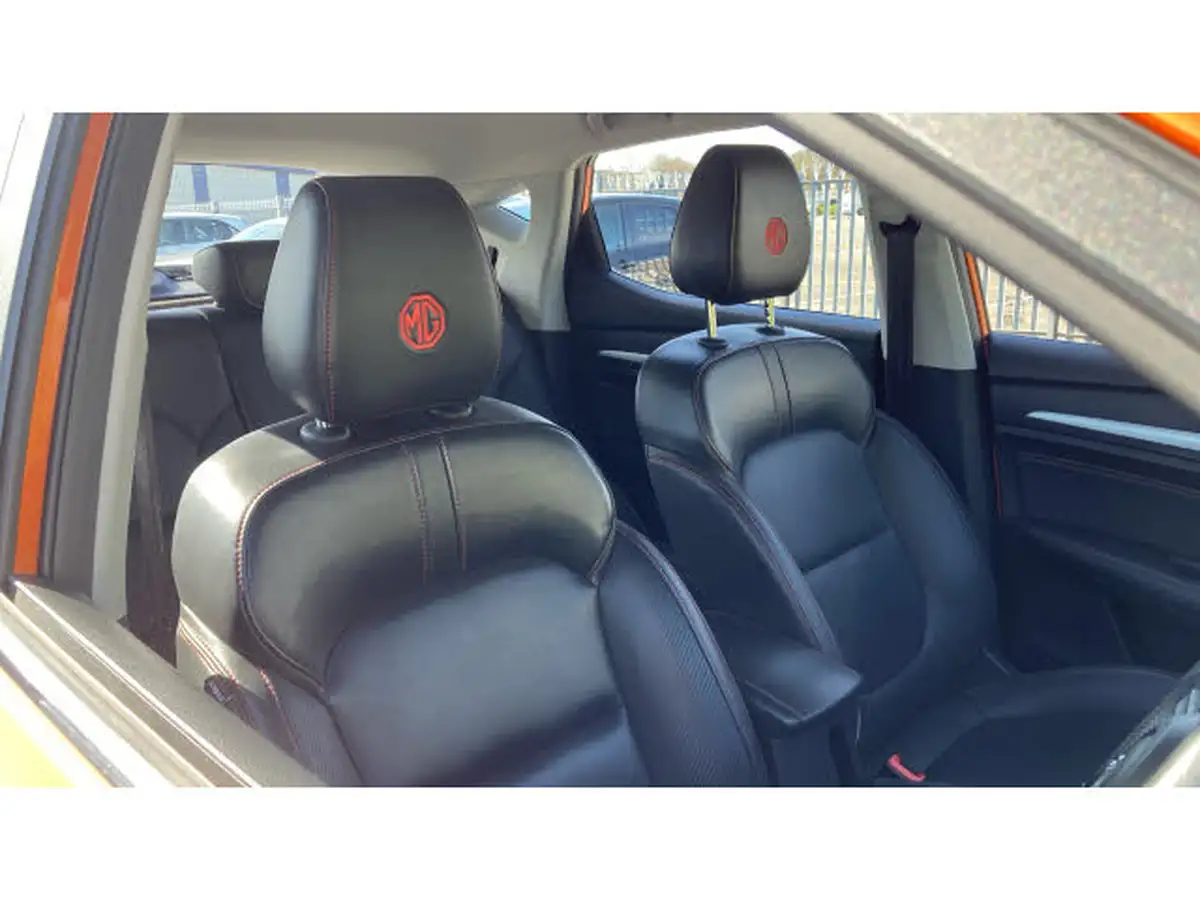 2021-mg-zs-suv-15-vti-tech-exclusive-big-24