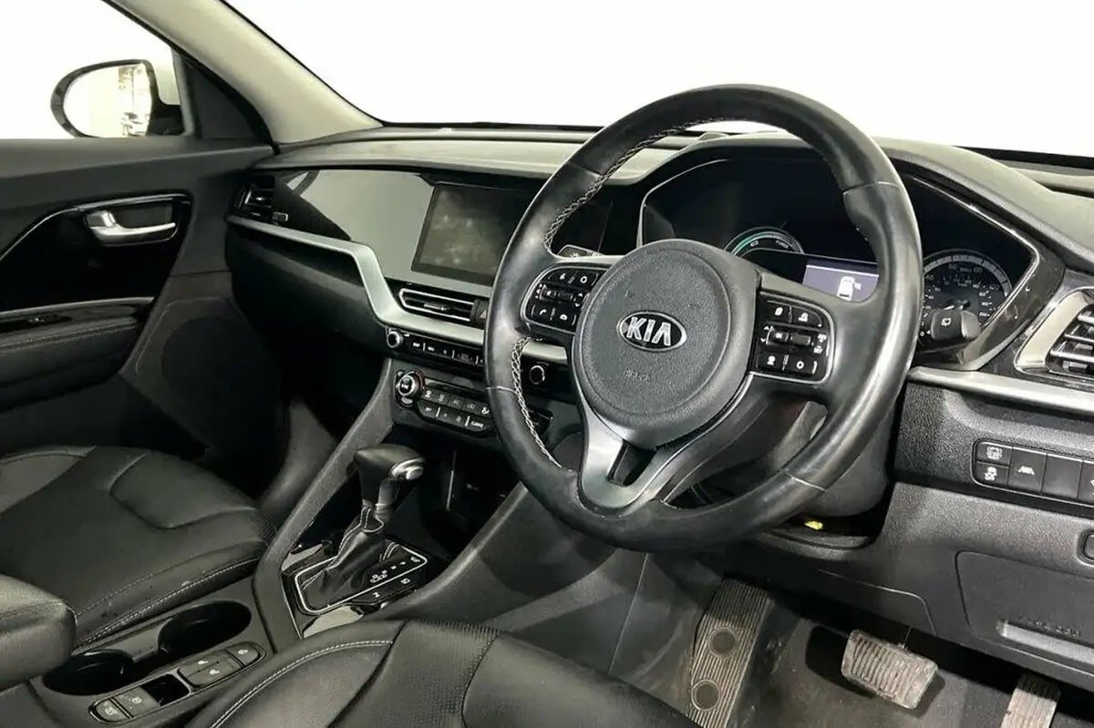 2019-kia-niro-16-gdi-3-156kwh-big-4