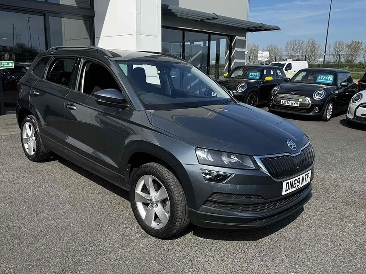 2019-skoda-karoq-10-tsi-se-big-39
