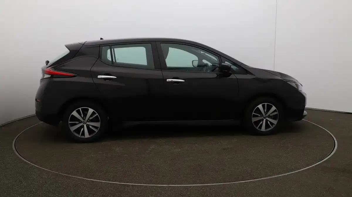 2021-nissan-leaf-e-acenta-big-8