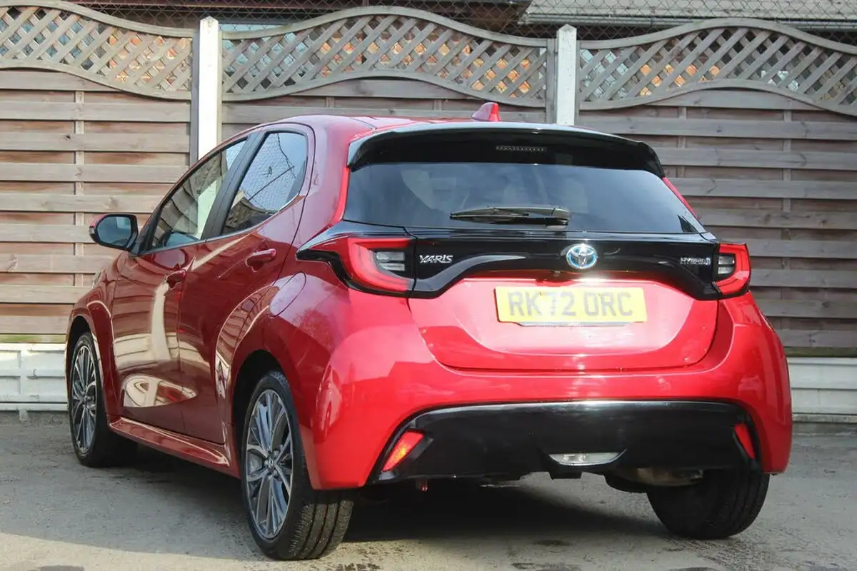2022-toyota-yaris-cross-15-vvt-i-excel-city-packpan-roof-big-8