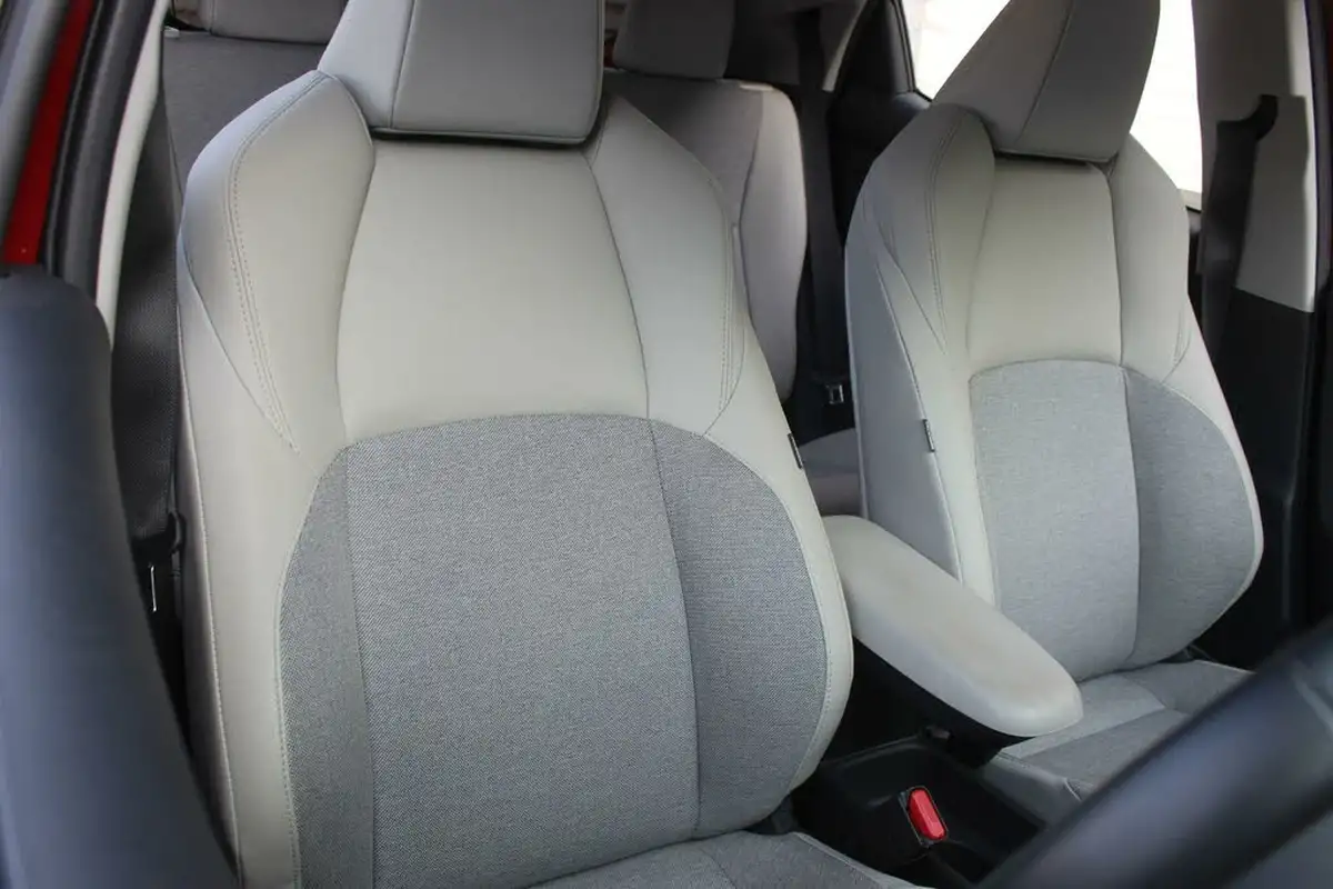 2022-toyota-yaris-cross-15-vvt-i-excel-city-packpan-roof-big-4