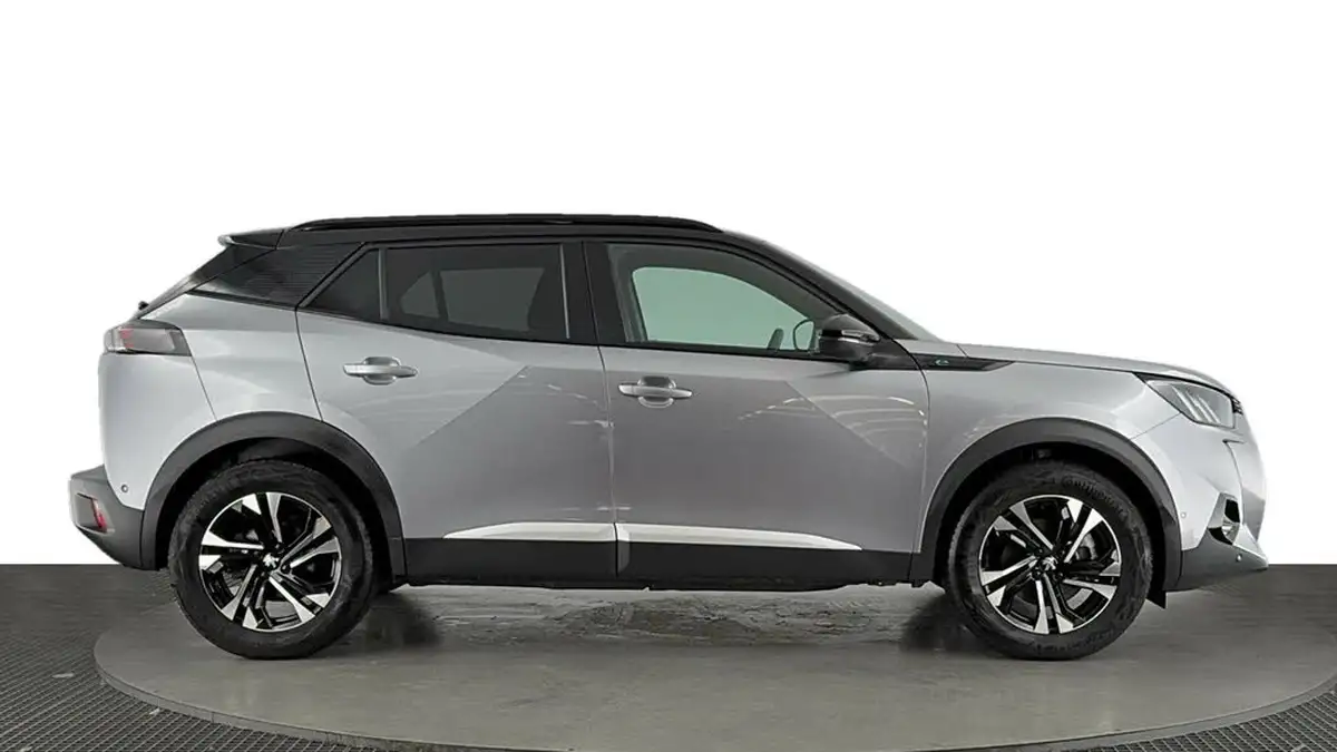2022-peugeot-2008-suv-e-gt-big-2