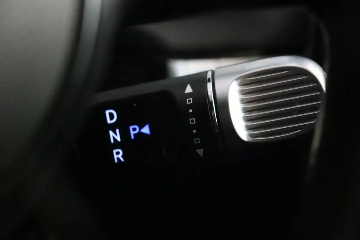 2021-hyundai-ioniq-5-e-ultimate-217ps-73kwh-rwd-big-32