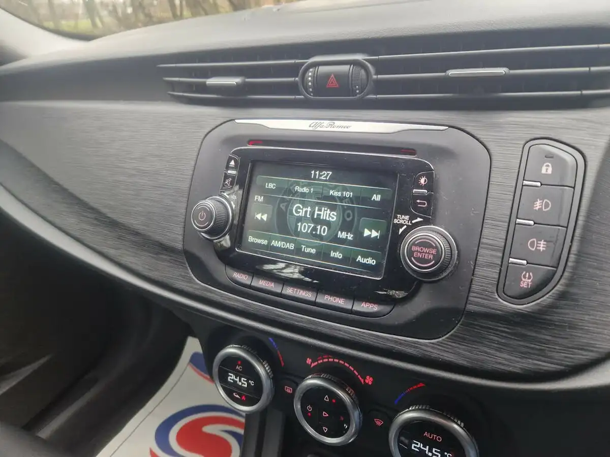 2018-alfa-romeo-giulietta-16jtdm-2-super-alfa-tct-big-28