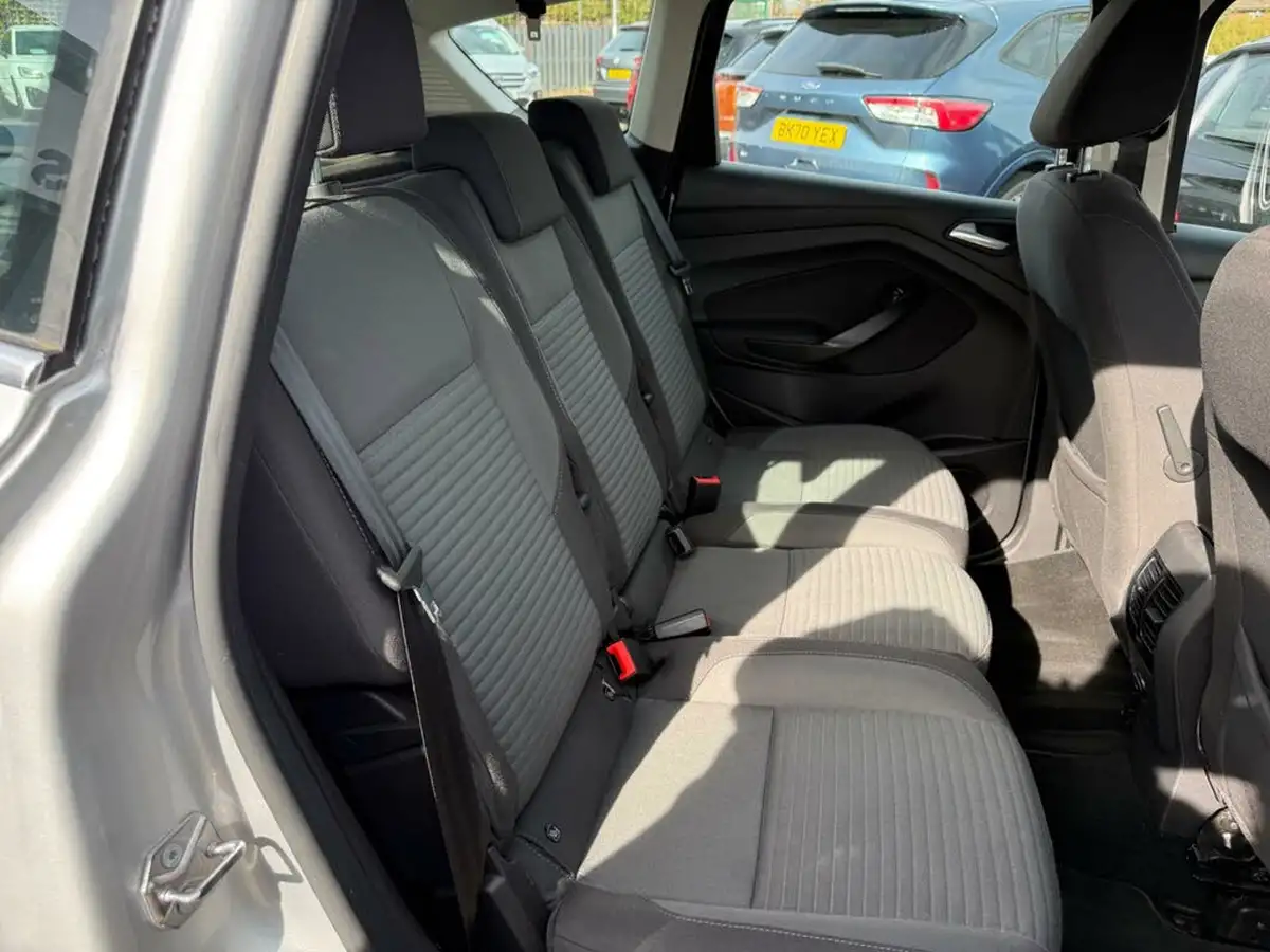 2018-ford-c-max-10t-titanium-125ps-big-20