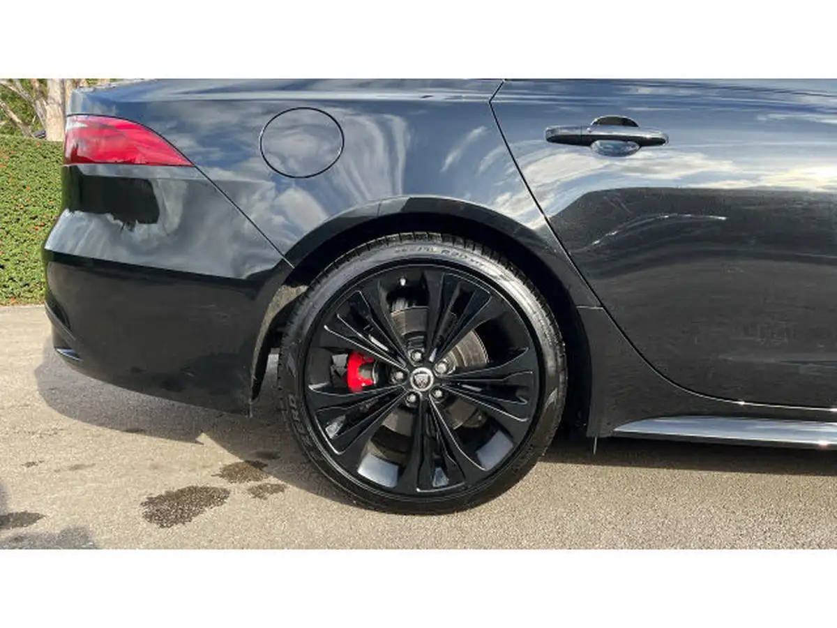 2024-jaguar-xf-20-p300-300-sport-saloon-4d-big-7