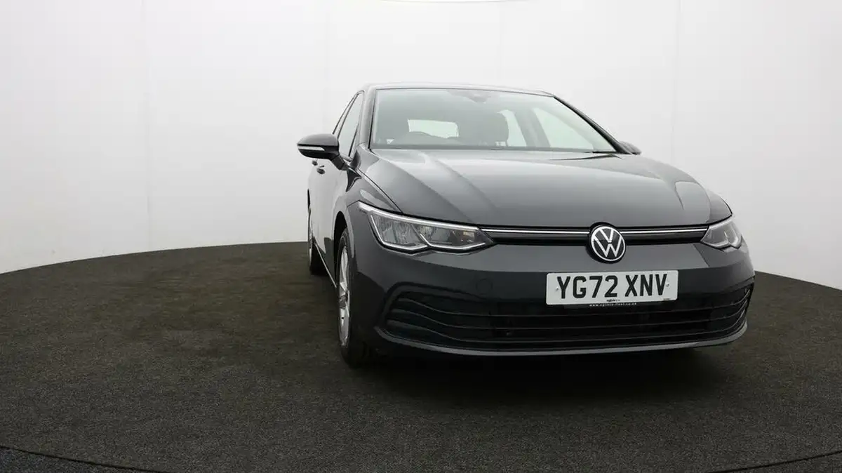 2022-volkswagen-golf-20tdi-life-hatchback-big-42