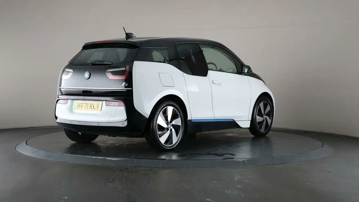 2022-bmw-i3-e-120-ah-big-58