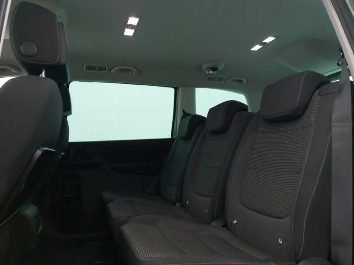 2019-volkswagen-sharan-20tdi-se-nav-150ps-scr-big-5