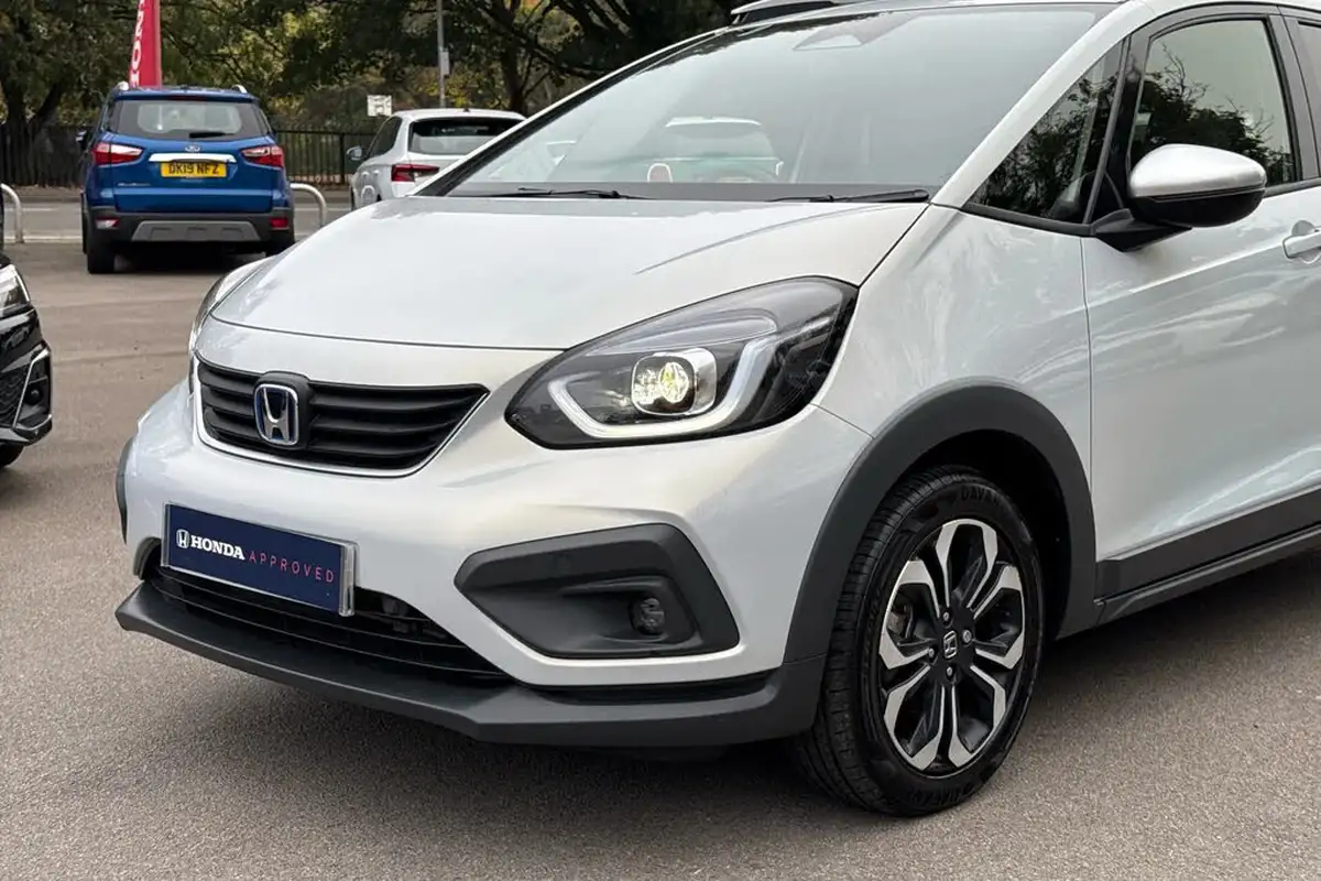 2021-honda-jazz-15-i-mmd-crosstar-ex-107ps-big-11