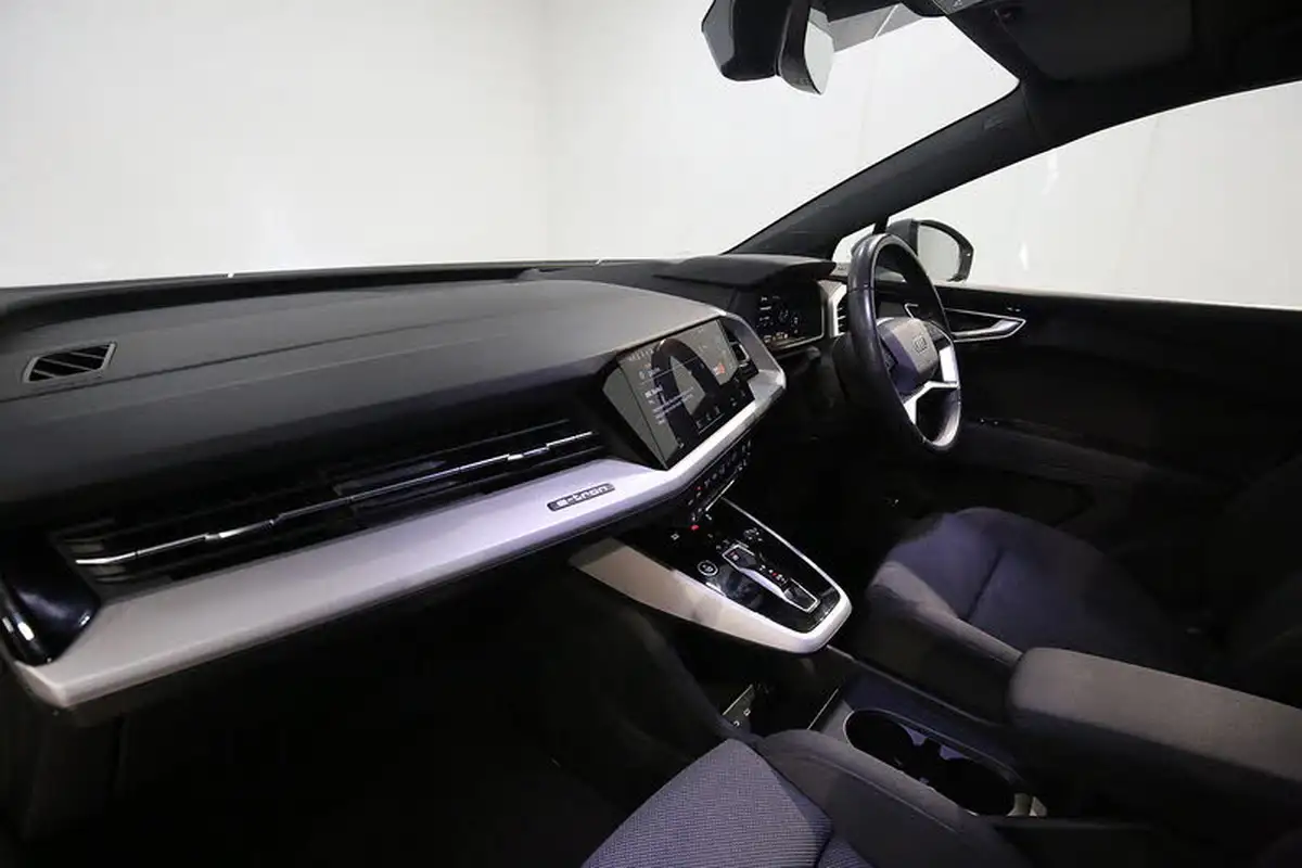 2022-audi-q4-e-tron-40e-sport-station-wagon-big-18