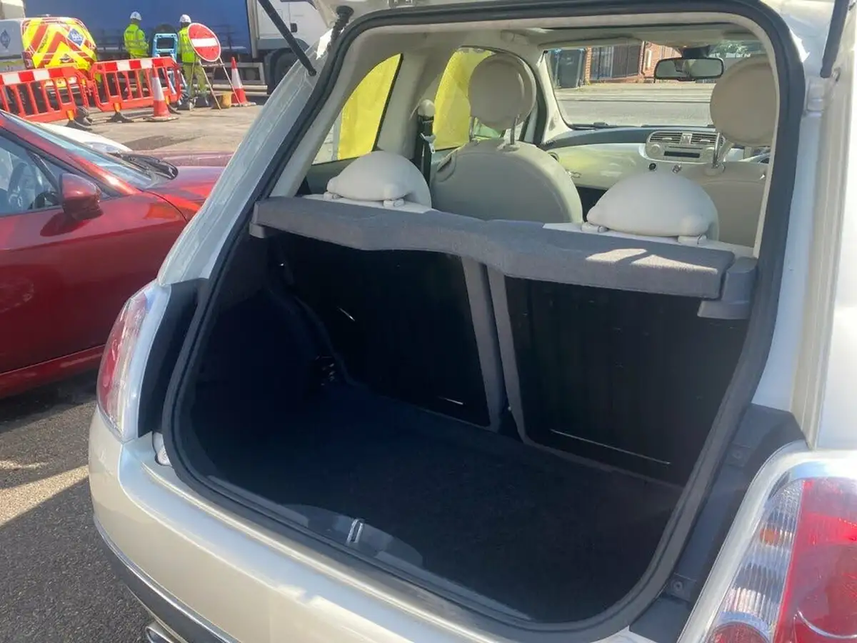 2011-fiat-500-12-lounge-big-23
