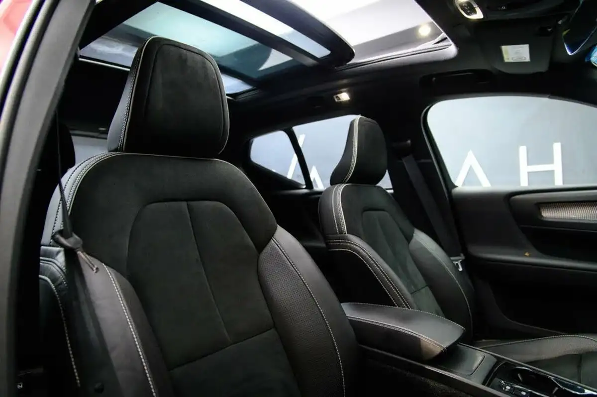 2019-volvo-xc40-20-t5-r-design-pro-big-2