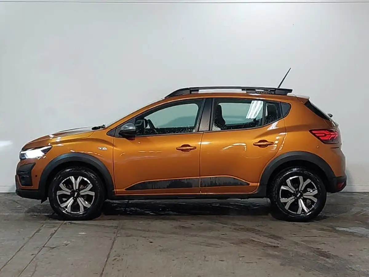 2023-dacia-sandero-stepway-10-tce-journey-90bhp-big-3