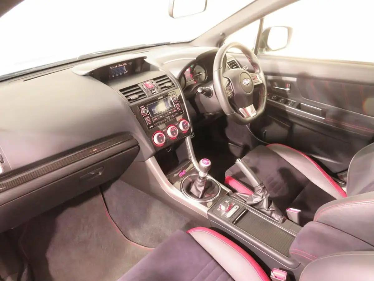 2014-subaru-wrx-25-sti-type-uk-big-1