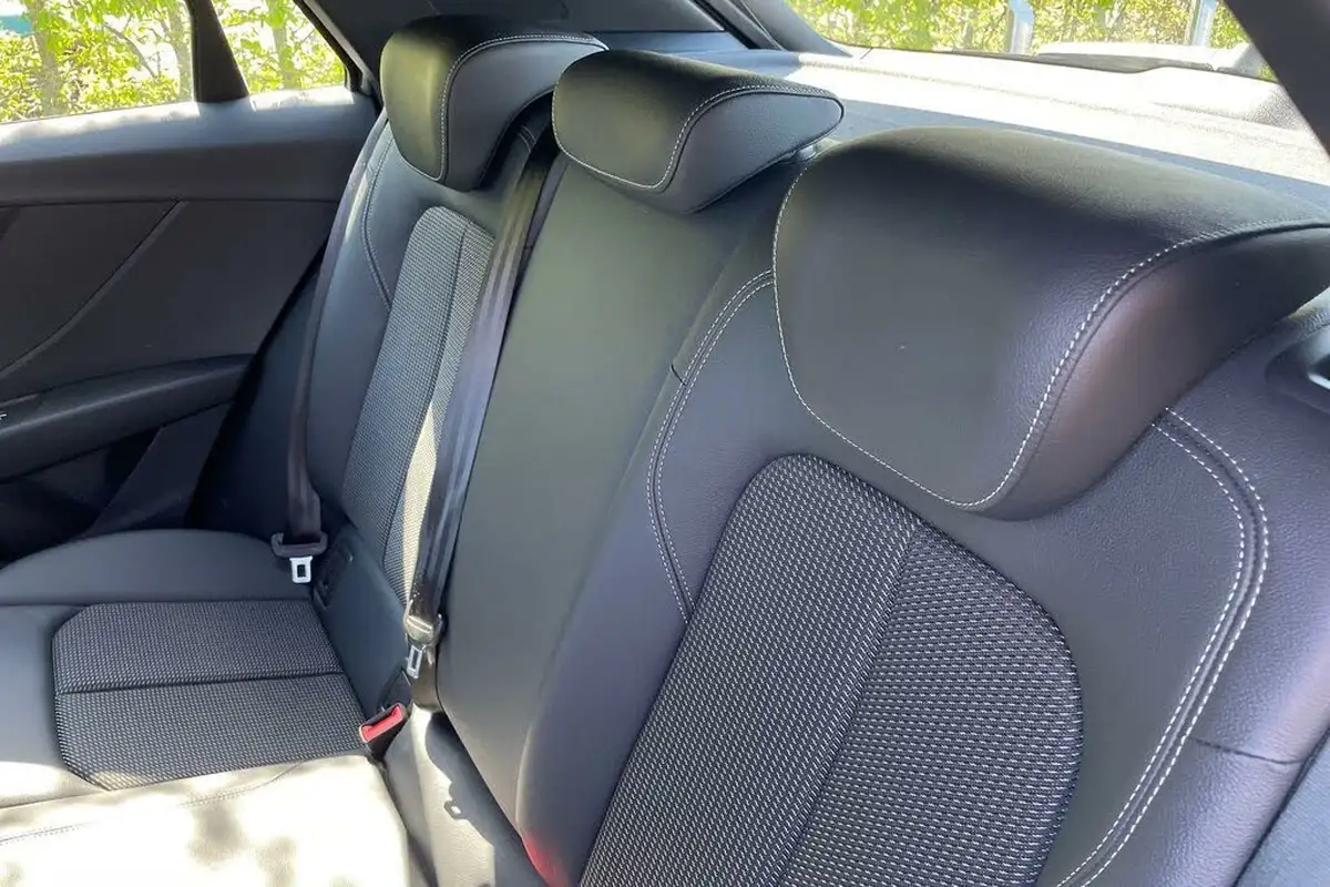 2023-audi-q2-15-35-tfsi-s-line-tronic-big-30