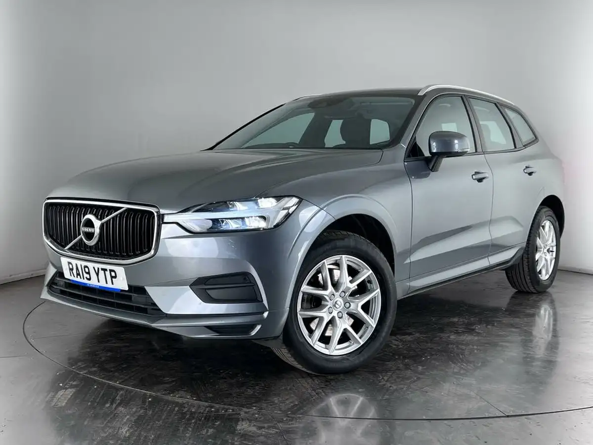 2019-volvo-xc60-20td-d4-momentum-geartronic-big-27