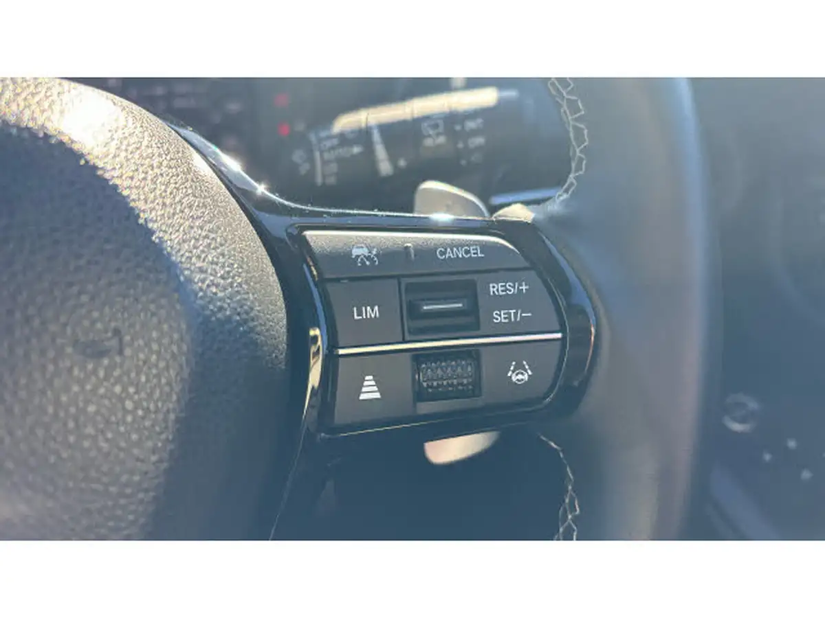2023-honda-zr-v-20-i-mmd-advance-big-14