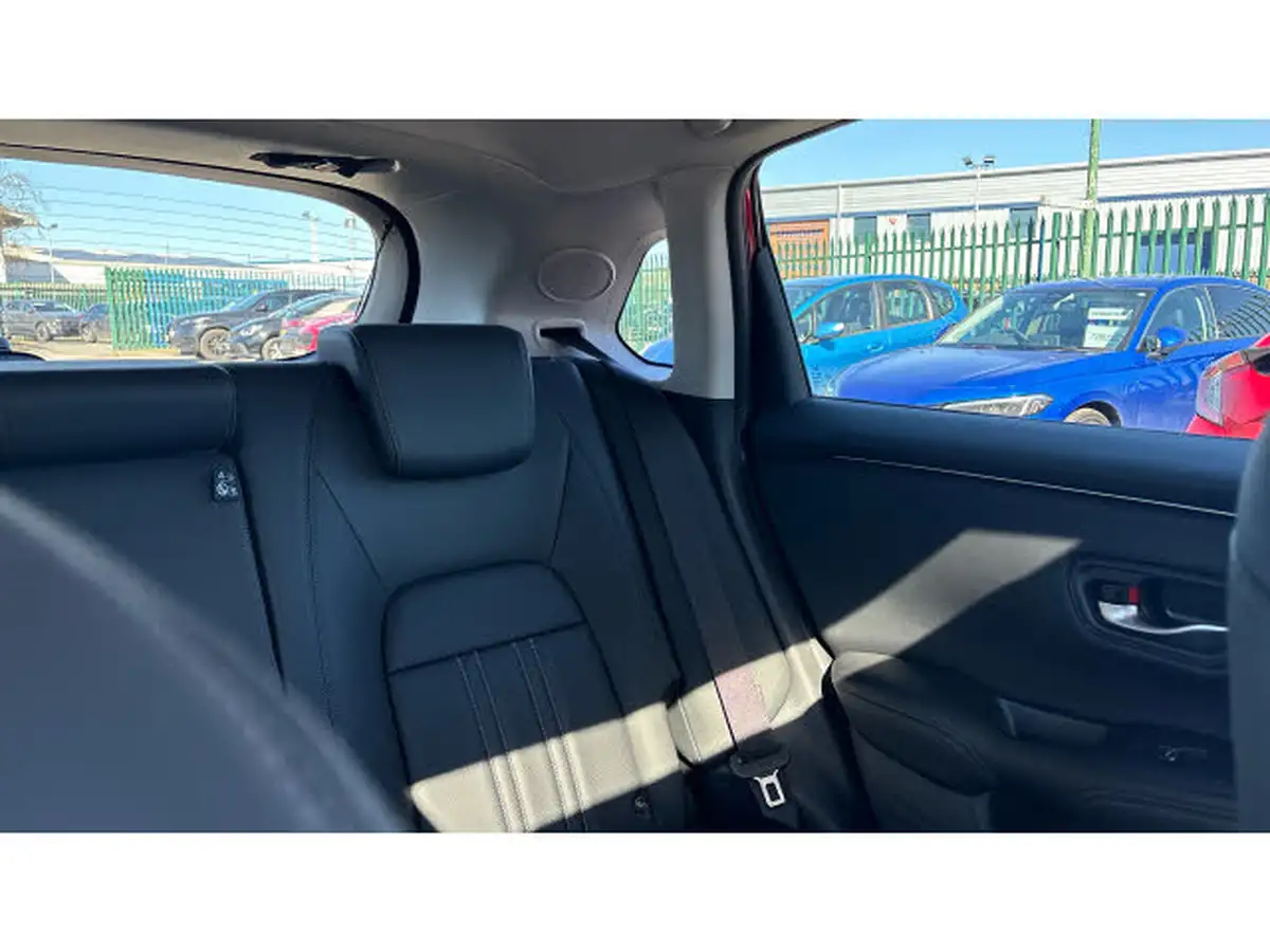 2023-honda-zr-v-20-i-mmd-advance-big-38