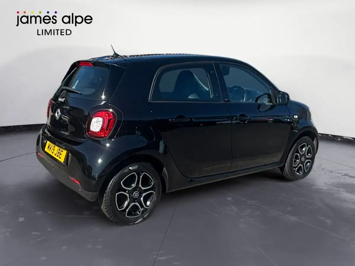 2019-smart-forfour-09-prime-premium-twinamic-big-2
