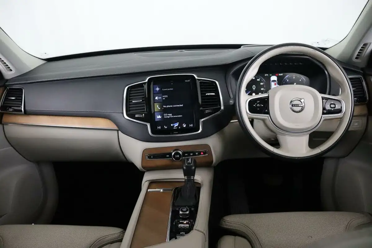 2019-volvo-xc90-20td-d5-inscription-pro-big-21